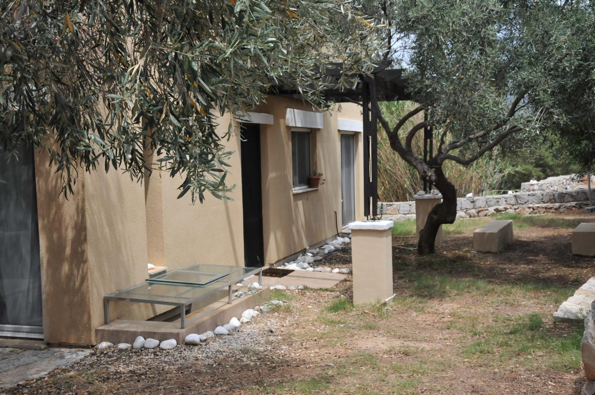 Melolia Estate Thebes Quarto foto
